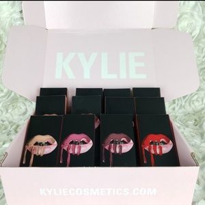2 for $40 Host Pick Kylie Cosmetics Lip Kit